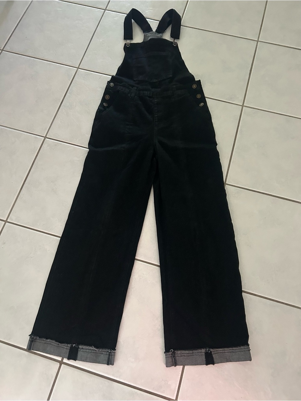 Vetinee Women’s Black Denim Loose Fit Wide Leg Overalls - Picture 5 of 11